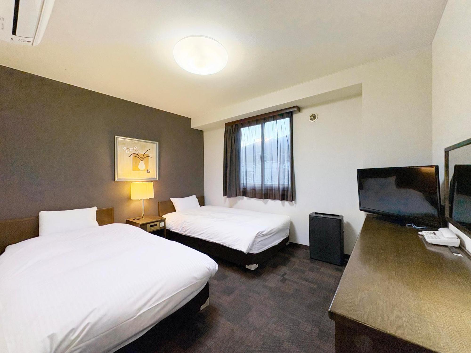 Hotel Route-Inn Court Minami Alps Екстериор снимка